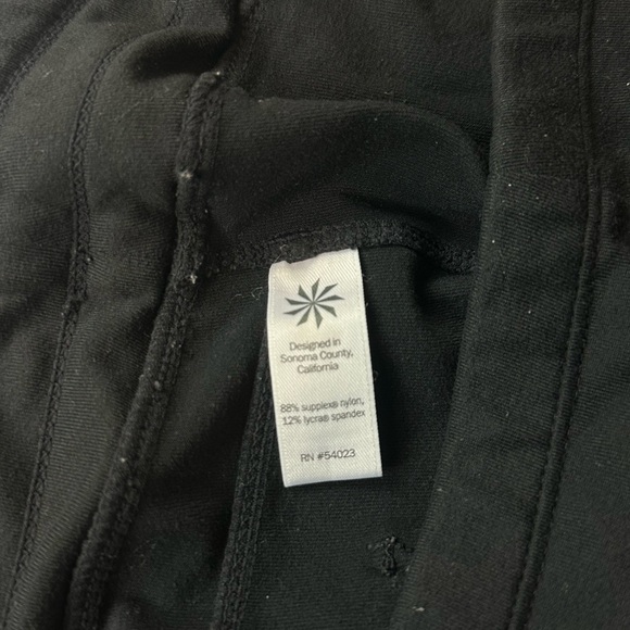 Athleta Women’s Quest Metro Cargo Classic Black Mid Rise Joggers Size Medium - Picture 7 of 8